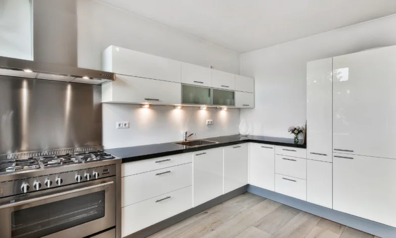 Modern & Minimal Cabinetry